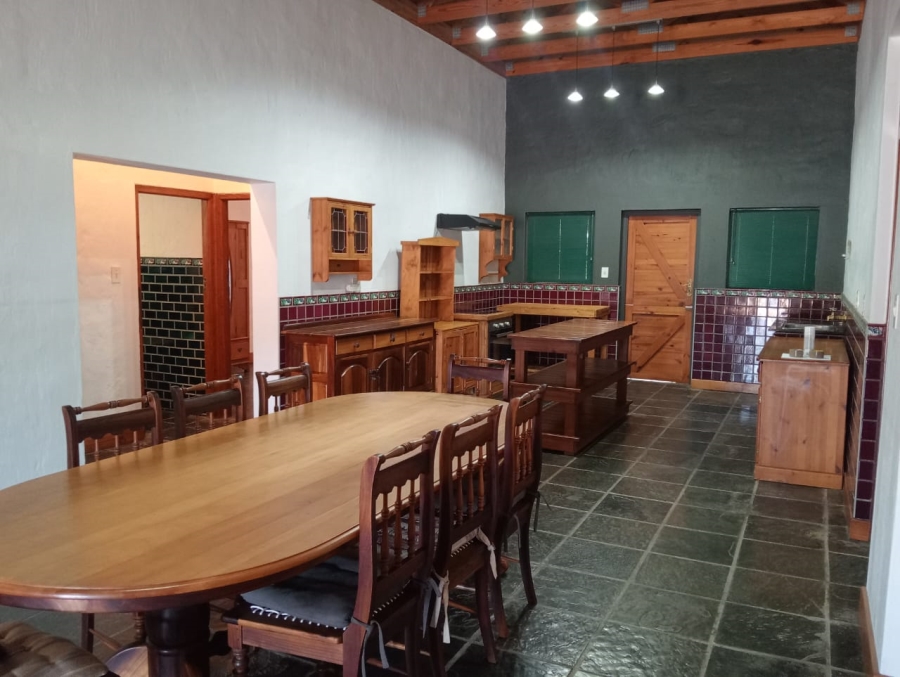 To Let 4 Bedroom Property for Rent in C Place Eastern Cape